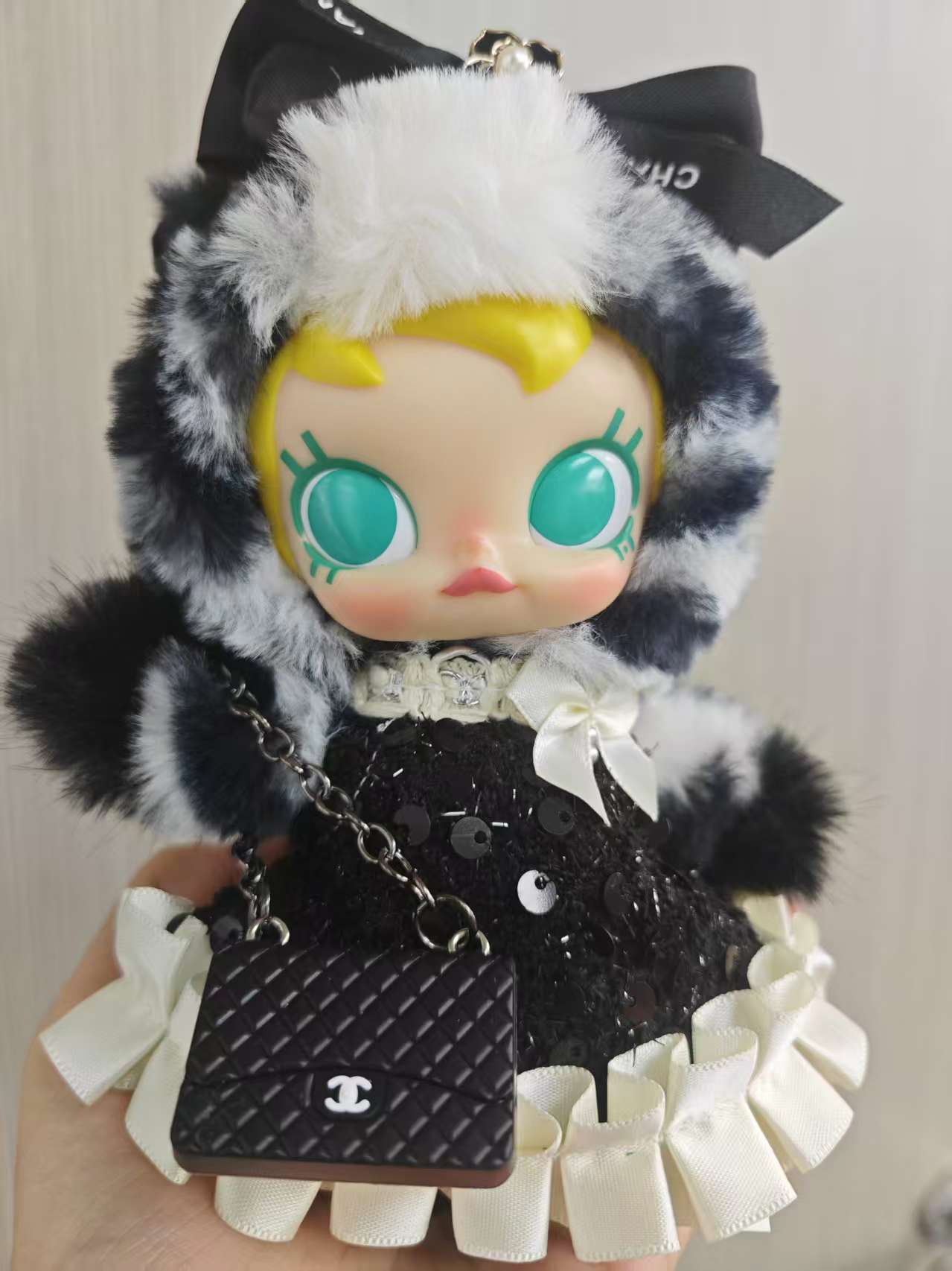 Molly DIY( plush$40+ change eyes color $15)