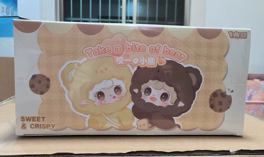Yooki plush vinyl blind box-take a bite of the bear