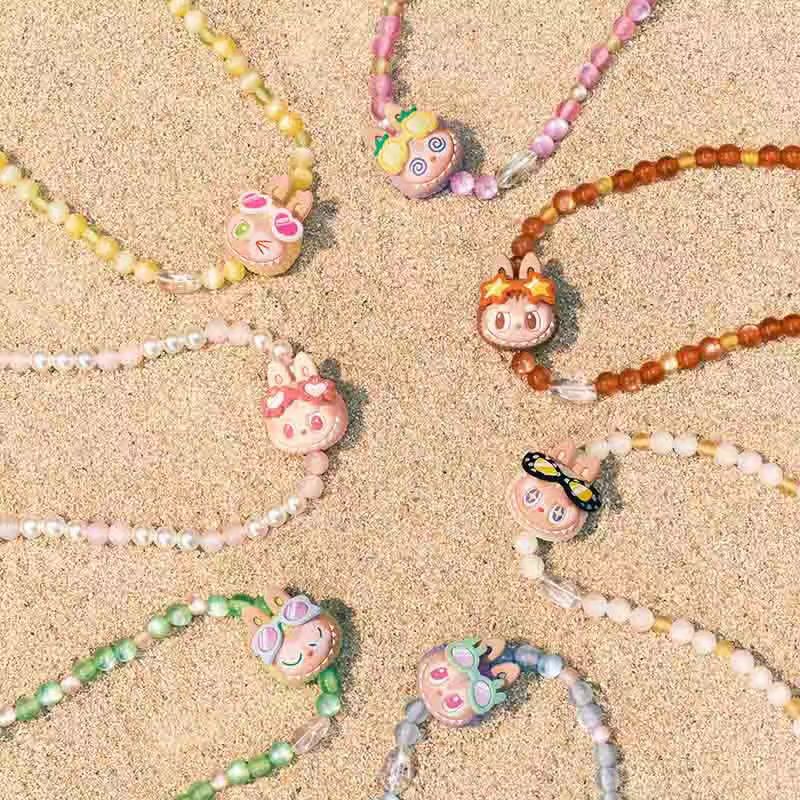 JUNM INTO SUMMER Series chains