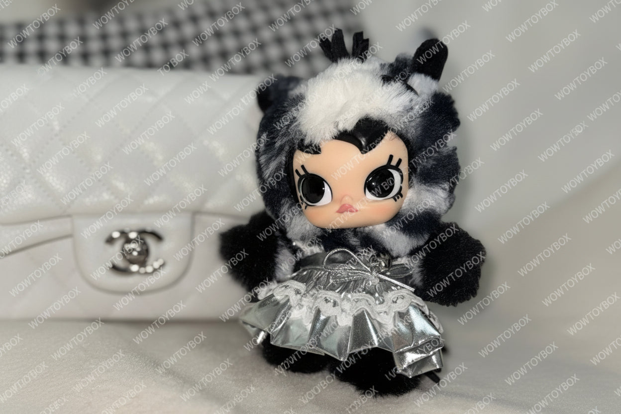 Molly DIY( plush$40+ change eyes color $10)-preorder-customize time around 4-5 days