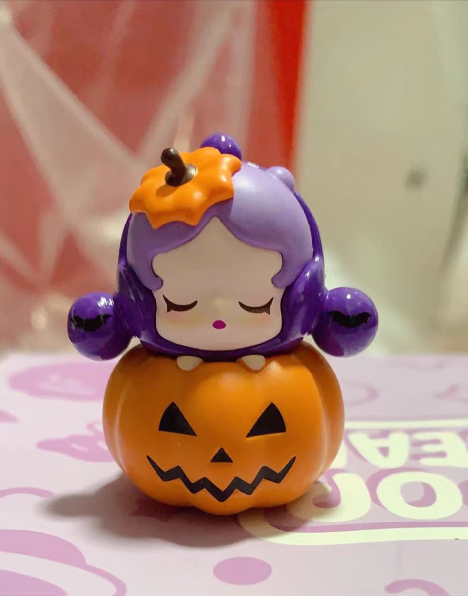 POP BEAN SKULLPANDA Halloween Pumpkin