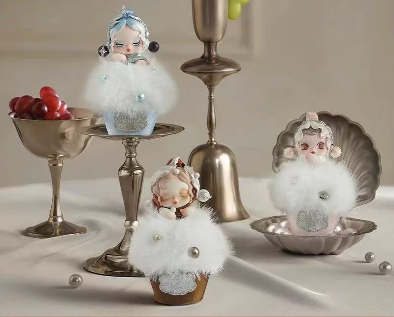 SKULLPANDA The Feast Begins Series Fragrance Pendant