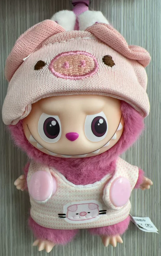 pin for love v4 labubu outfit （outfit only)