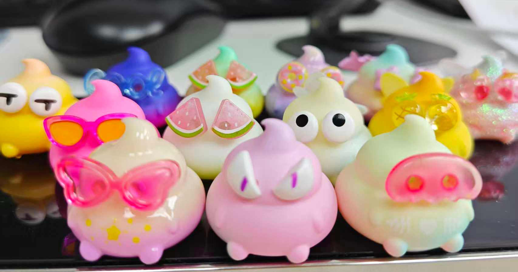 EMMMKU shit pop bean